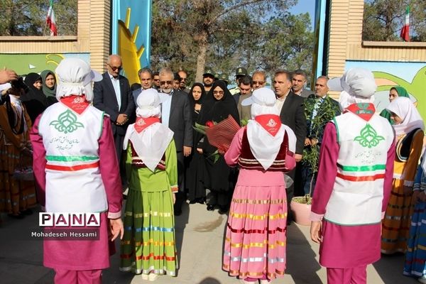 جشن سپاس معلم دردبستان شاهد دختران