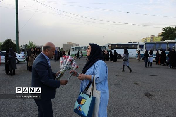 مراسم سپاس معلم در ترمینال فرهنگیان اسلامشهر