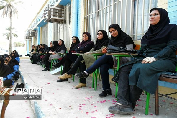 برگزاری مراسم  تجلیل از مقام معلم درمدارس زرین دشت