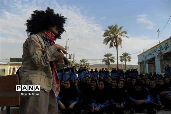 برگزاری مراسم  تجلیل از مقام معلم درمدارس زرین دشت