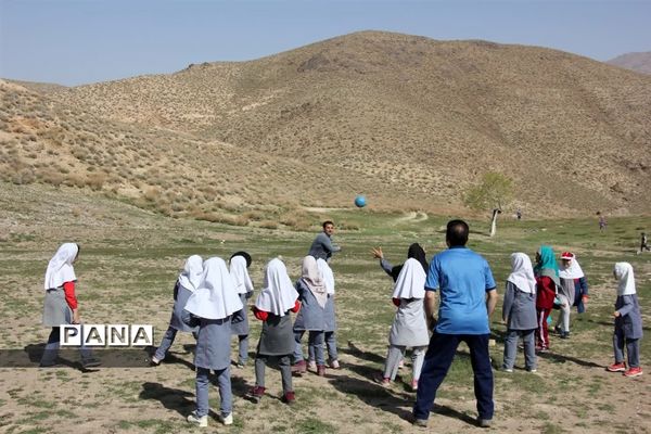 اردوی پدر دختری دبستان عروج اندیشه یزد