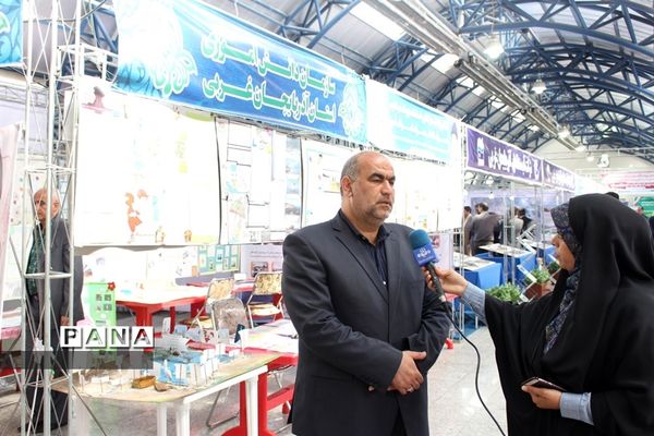 نمایشگاه دستاوردها و فعالیت‌های فرهنگی و اجتماعی طرح احیای دریاچه ارومیه