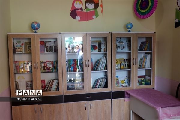 افتتاحیه کتابخانه دانش‌آموزی دبستان دخترانه وکیلی شماره 5 نیشابور
