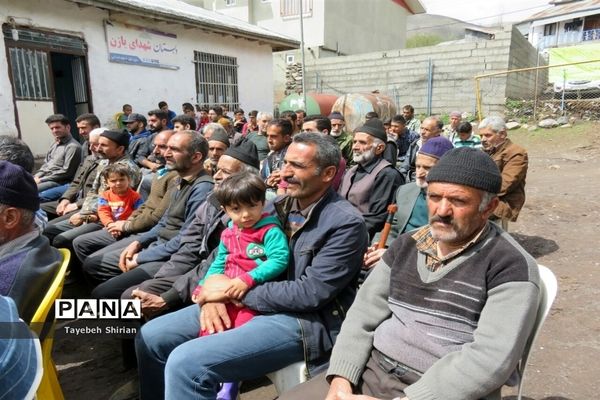 آیین کلنگ‌زنی دبستان مشارکتی داریوش کمالی در روستای یازن رامسر