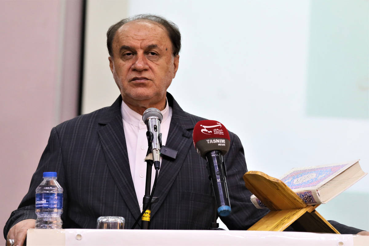 پژوهش را زیربنای تحول آموزشی و دانش‌آموز پژوهشگر را امید آینده کشور دانست