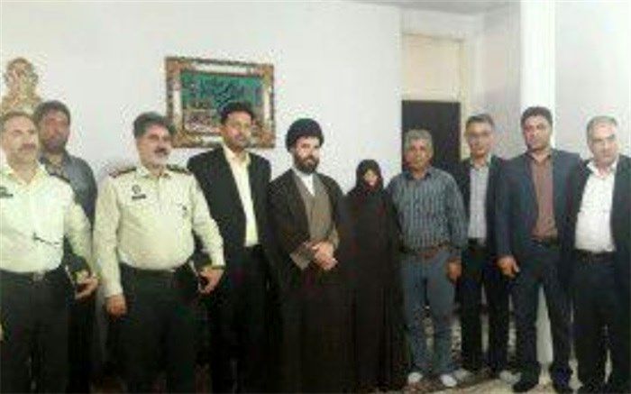 رییس بنیادشهید و ایثارگران ملارد: دیدار با خانواده شهدا موجب عزت و پالایش روح انسان می شود