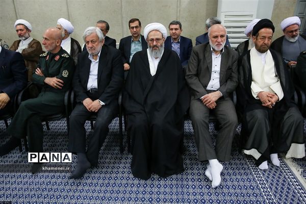 دیدار مسئولان نظام با مقام معظم رهبری