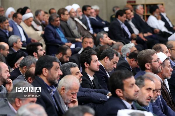 دیدار مسئولان نظام با مقام معظم رهبری