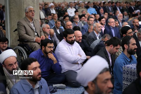 دیدار مسئولان نظام با مقام معظم رهبری