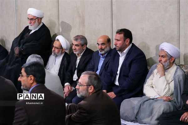 دیدار مسئولان نظام با مقام معظم رهبری