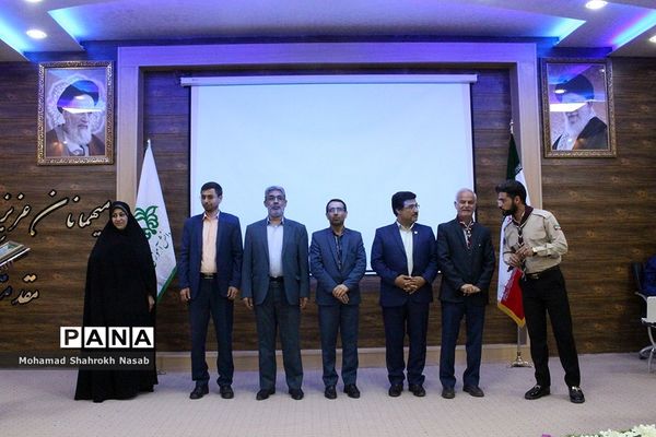 آیین سپاس مربی در ناحیه 3 اهواز
