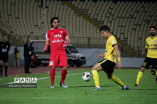 دیدار دو تیم تراکتور سازی تبریز و پارس جنوبی جم