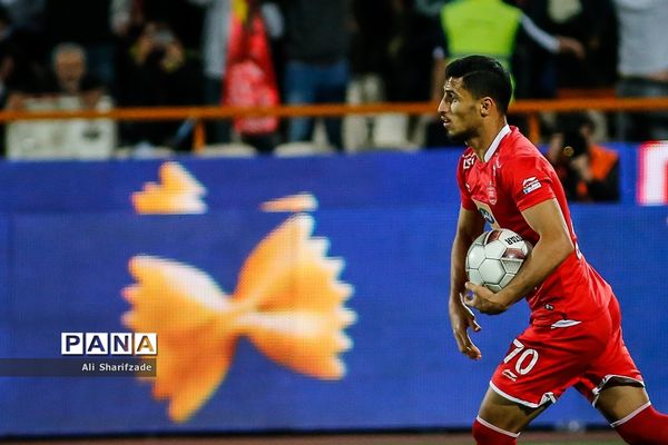 دیدار تیم‌های پرسپولیس و ماشین سازی تبریز