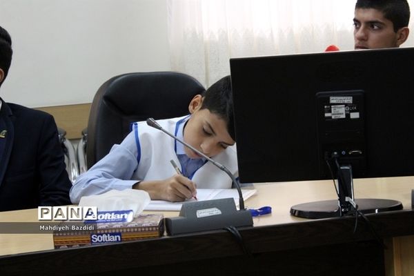 بیستمین سالروز تاسیس سازمان دانش‌آموزی در خراسان جنوبی