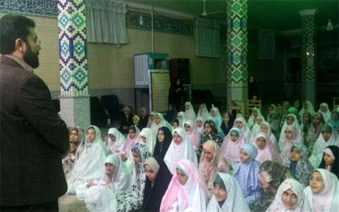 برگزاری مراسم اعتکاف دانش‌آموزی رمضانیه درفشافویه