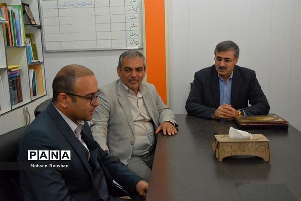 تقدیر مدیرکل آموزش و پرورش استان بوشهر از همکاران اداره اطلاع رسانی و روابط عمومی آموزش و پرورش استان