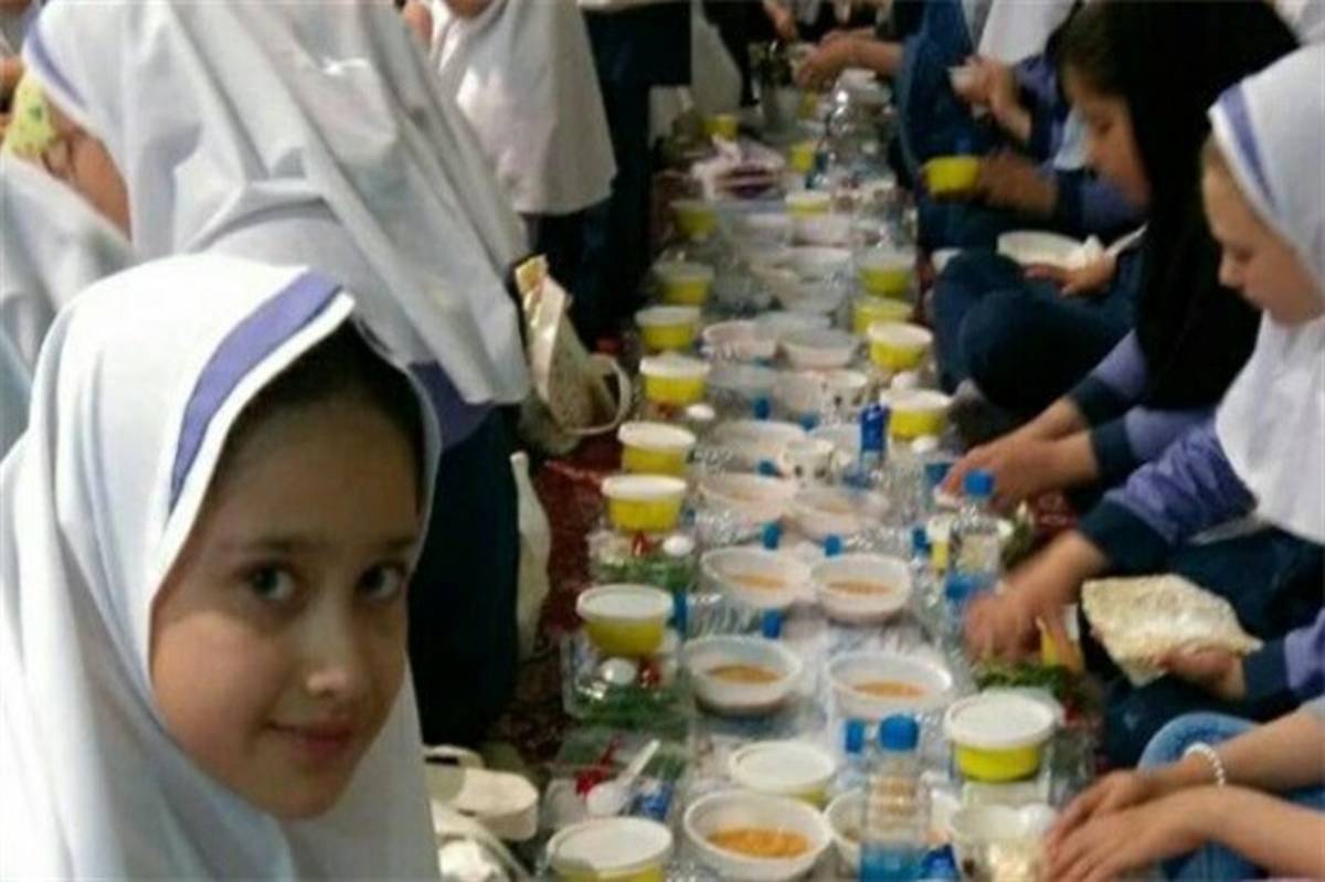 مراسم افطار روزه اولی ها در اسلامشهر