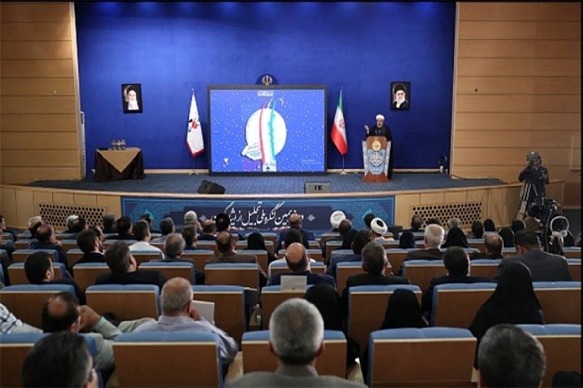 روحانی:  با ایستادگی، وحدت و مقاومت، آمریکا، رژیم صهیونیستی و ارتجاع منطقه را شکست می دهیم