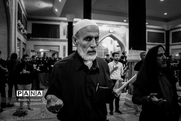 مراسم احیا شب نوزدهم ماه مبارک رمضان در مصلای آبادان