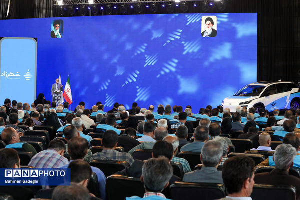مراسم رونمایی از تاکسی برخط شهرزاد