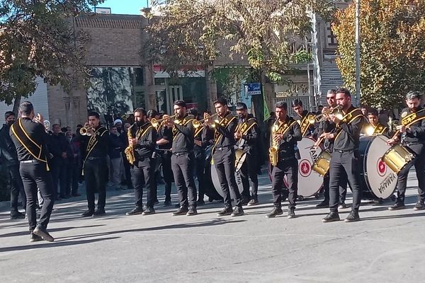 مراسم عزاداری شهادت حضرت فاطمه زهرا (س) در خیابان های نیشابور