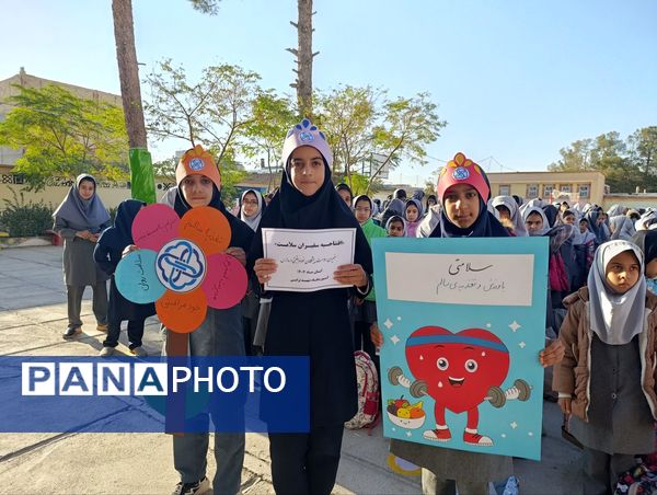 افتتاحیه  سفیران سلامت دبستان دختران ی شهید ترابی