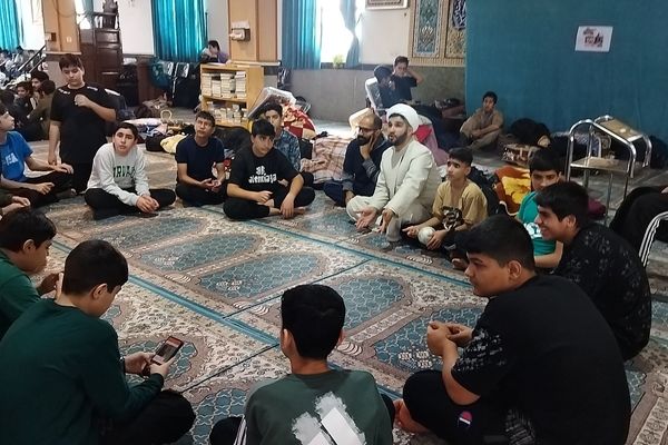 ساعتی برای تفکر 