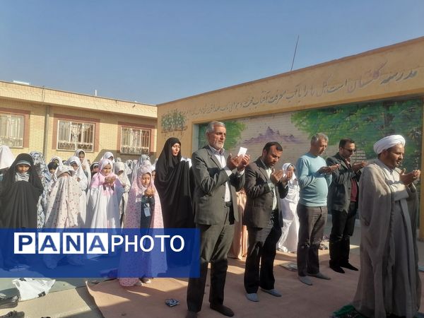 نماز باران در آموزشگاه زهرا عبداللهیان ارغا خلیل آباد 