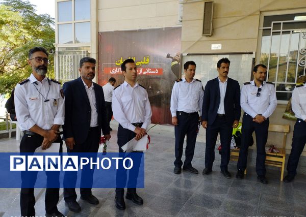 بزرگداشت روز آتش نشان در دبستان مصلی نژاد امام حسن ( ع)