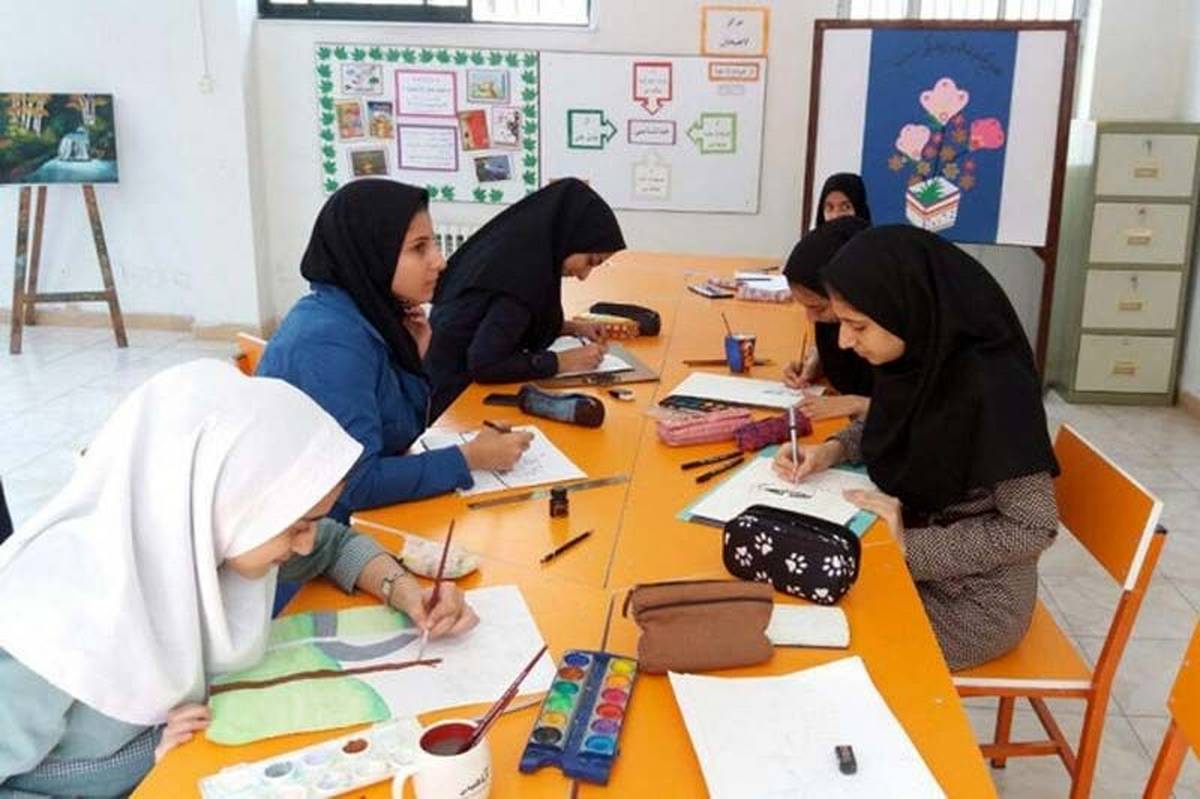 تعامل دانش‌آموزان با مدرسه در ایام تابستان تأثیرات سازنده‌ای برفکر و ذهن آن‌ها دارد