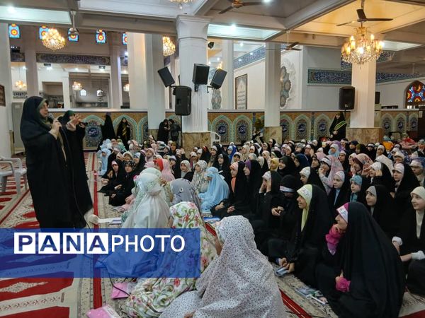 برگزاری آیین اعتکاف در مصلی رشت