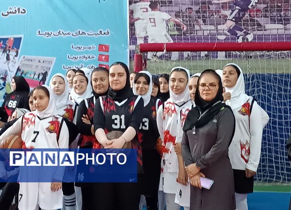 آیین افتتاح میدان پویا در بخش دختران در کانون سرداران شهید ناحیه ۴ کرج