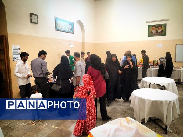 نمایشگاه نوشت‌افزار ایرانی اسلامی در کاشمر