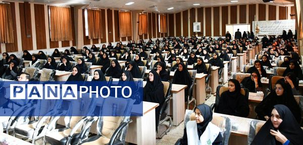 مراسم تجلیل از مدیران و رتبه‌های برتر کنکور ۱۴۰۴ در شهرستان مه‌ولات