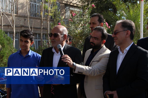 برگزاری آیین استانی «زنگ مهر و مهارت» در هنرستان انقلاب ناحیه یک یزد