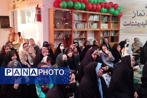 جلسه آموزش فرزند پروری برای والدین در مدرسه دخترانه مهندس رحمانی فرد ناحیه یک مشهد 