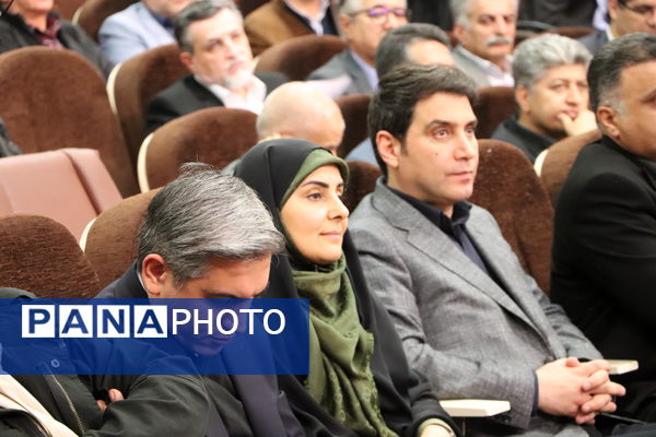  جلسه شورای توسعه و برنامه‌ریزی استان کردستان با حضور وزیر راه و شهرسازی 