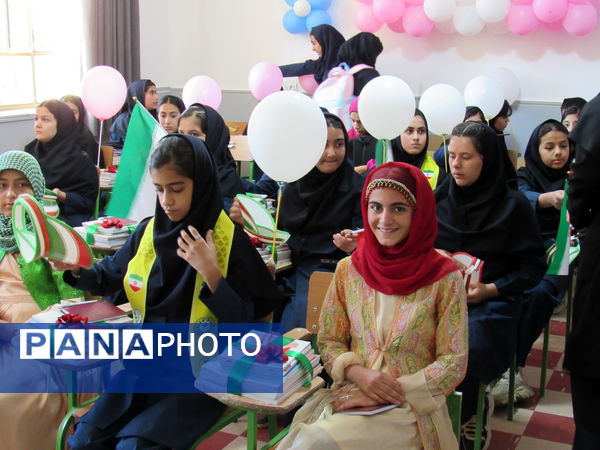 نسل فردا در جشن «جوانهها»