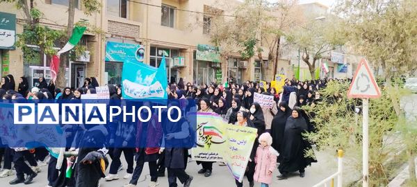 راهپیمایی روز13 آبان در شهر کلات برگزار شد