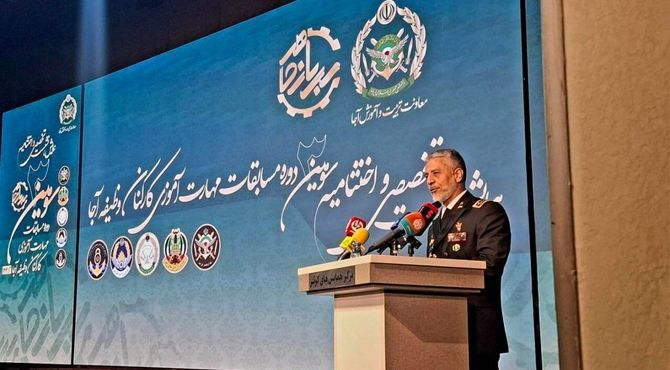 تجهیزات به روز و نیروی انسانی کیفی برای دفاع ضروری است