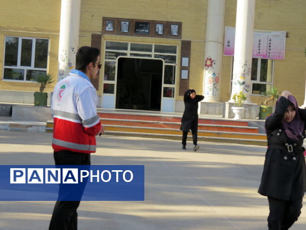 رزمایش دانش‌آموزی پدافند غیرعامل در شهرستان بجنورد 