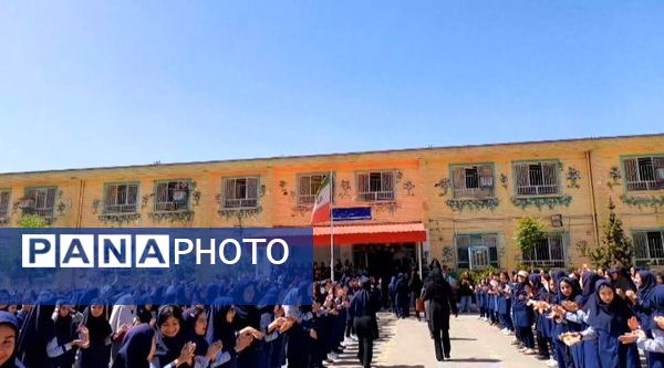 برگزاری جشن روز معلم در دبستان شهدای فرهنگی