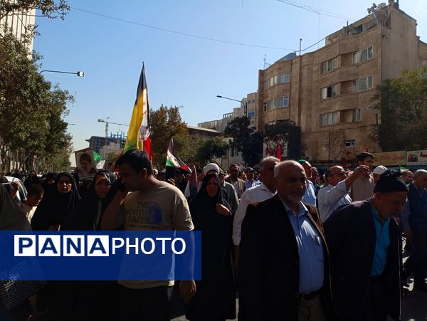 جمع خشم نصر در دومین سالگرد طوفان الاقصی؛ مردم پرشور به خیابان‌ها آمدند