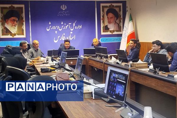 شورای دانش‌آموزی نقش قابل توجیه در تولید اندیشۀ این نسل و هدایت آن 