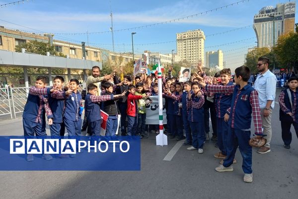 مراسم یوم الله ۱۳ آبان در مشهد