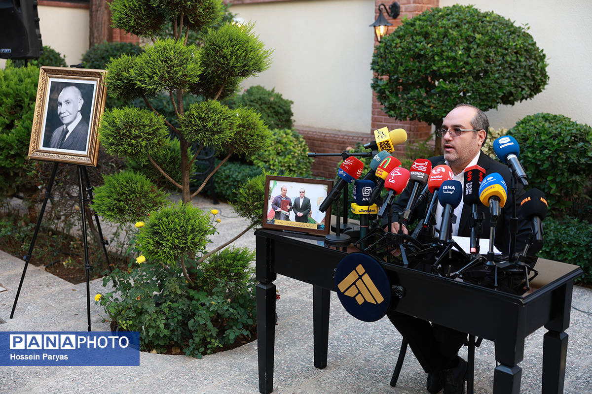 نشست خبری همایش ملی دانشآموزی شصتوسومین سال جایزه البرز، نوبل ایرانی(آیین جایزه البرز ۱۴۰۴)