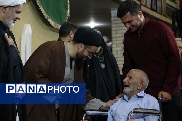 تجلیل از پیر غلامان حسینی در آیین نخل عاشقی ۲