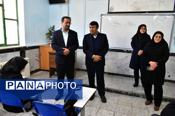 بازدید سرزده مدیرکل آموزش و پرورش کهگیلویه و بویراحمد از مدارس شاهد