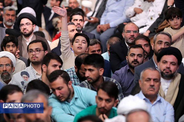 دیدار مسئولان و کارگزاران حج با رهبر انقلاب اسلامی