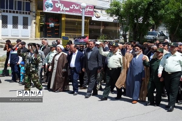 حضور پر شور مردم ولایتمدار شهرستان فیروزکوه در راهپیمایی روز جهانی قدس